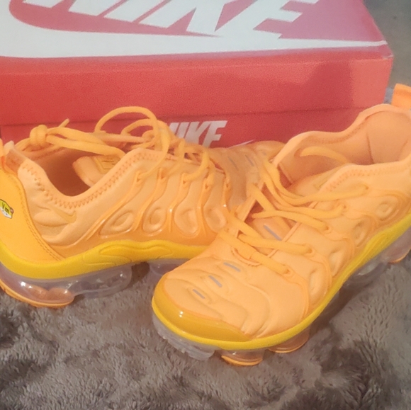 Vapormax plus Offers? - Picture 5 of 7